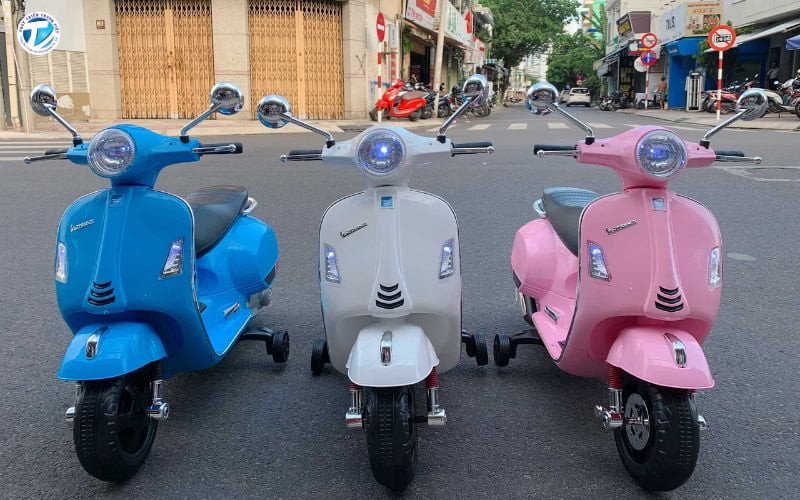 Xe máy điện trẻ em Vespa phù hợp cho cả bé trai và bé gái